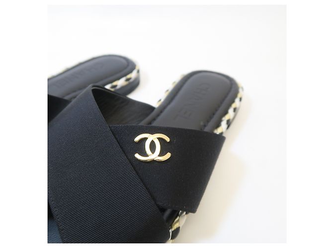 Chanel Twisted Contrast Slide Sandalen Größe - Ansicht 2
