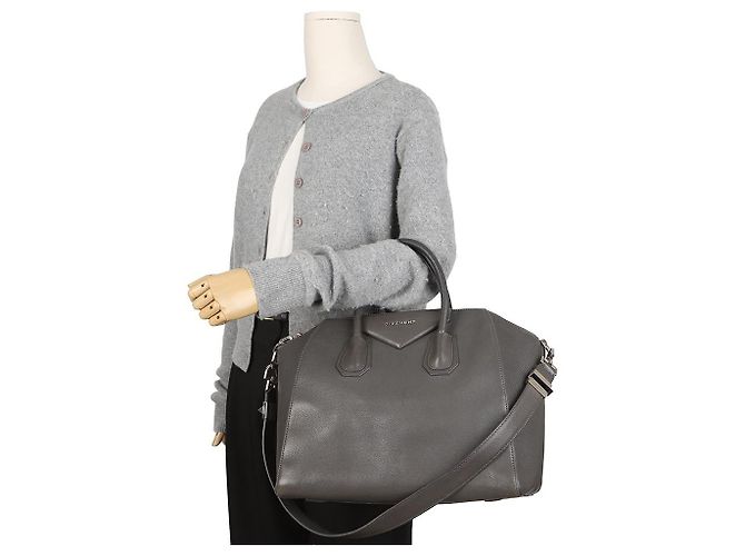Givenchy Antigona Medium Shopper Schultertasche - Ansicht 17