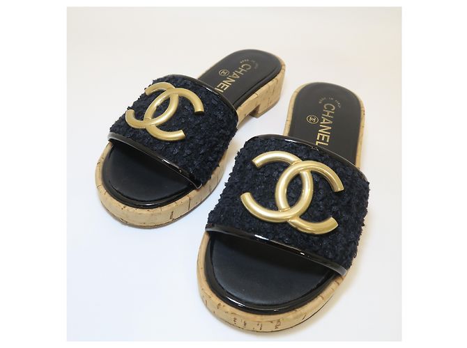 Pantofole Chanel in Tweed Oro - vista 2