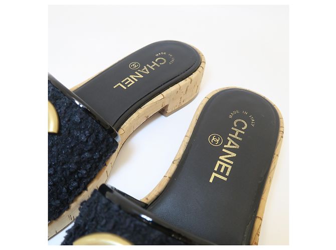 Pantofole Chanel in Tweed Oro - vista 5