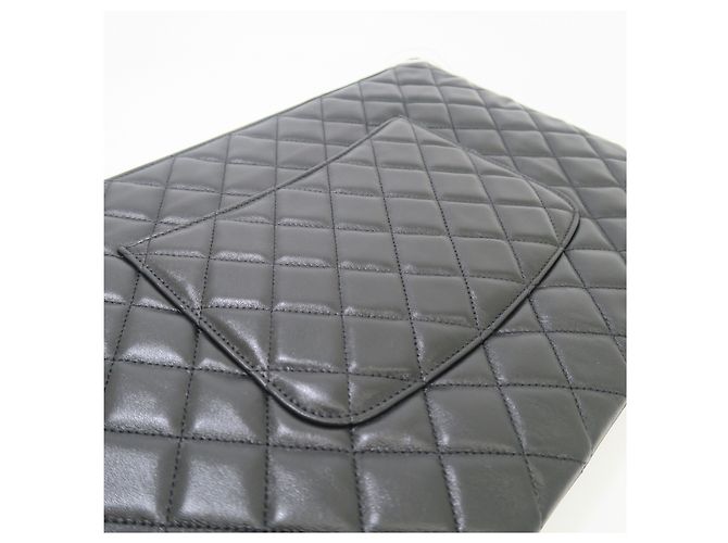 Chanel Clutch matelassé nera classica con logo CC dorato Large Series - vista 7