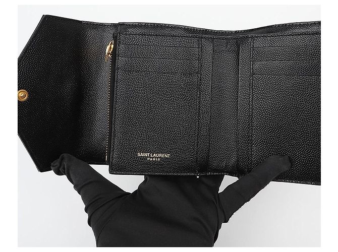 Autre Marque Cartera compacta de piel Monogram Matelassé Black Gold - vista 6