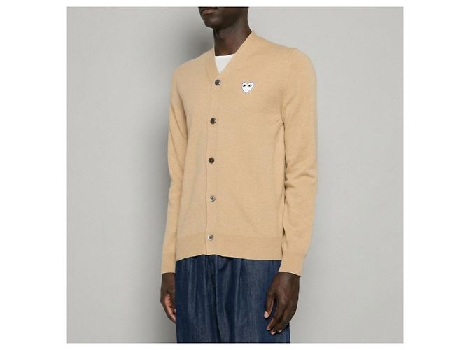 Comme Des Garcons Beiger Wollcardigan mit weißem Herz-Patch - Ansicht 7