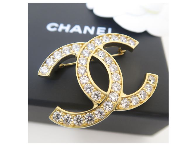 Chanel Spilla in cristallo con logo CC dorato - vista 7