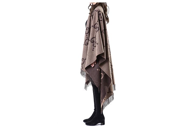 Gucci Poncho Capa Reversible Ancho de Cachemira Logo - vista 10