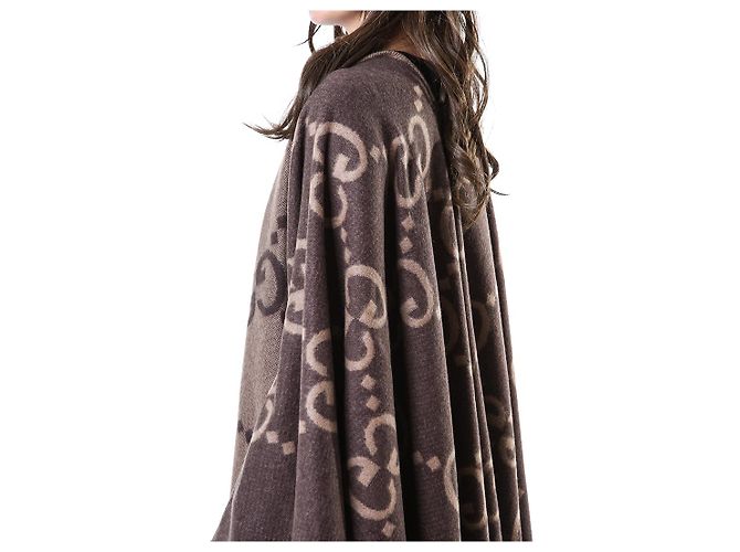 Gucci Poncho Capa Reversible Ancho de Cachemira Logo - vista 25