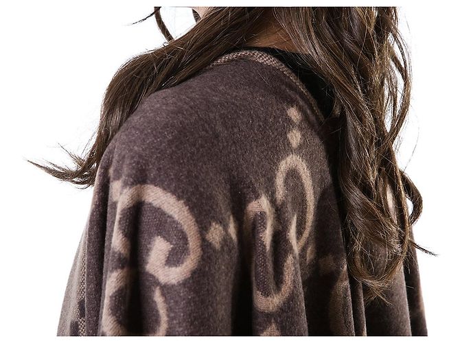 Gucci Poncho Capa Reversible Ancho de Cachemira Logo - vista 26