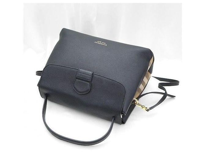 Burberry Cambry Medium in pelle grana nera House Check e toni dorati - vista 5