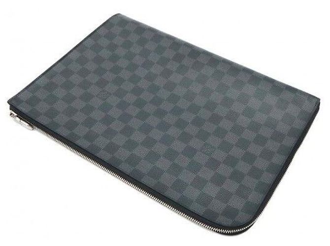 Louis Vuitton Pochette Jour GM Clutch in Canvas Damier Graphite - vista 4