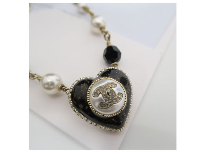 Chanel Herz Schwarze Perlenkette - Ansicht 4