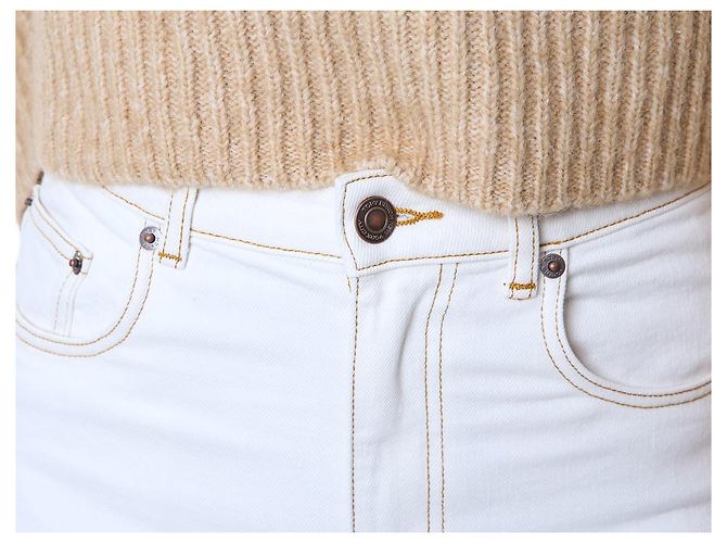 Tory Burch Vaqueros blancos cropped flare con costuras amarillas - vista 14