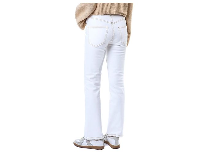 Tory Burch Vaqueros blancos cropped flare con costuras amarillas - vista 17
