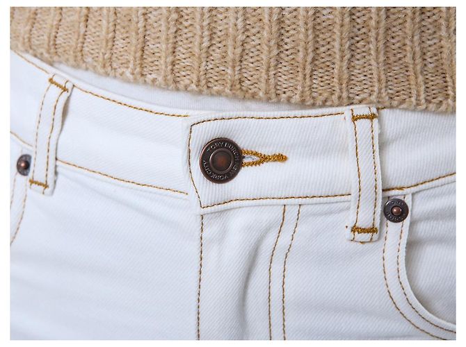 Tory Burch Vaqueros blancos cropped flare con costuras amarillas - vista 25
