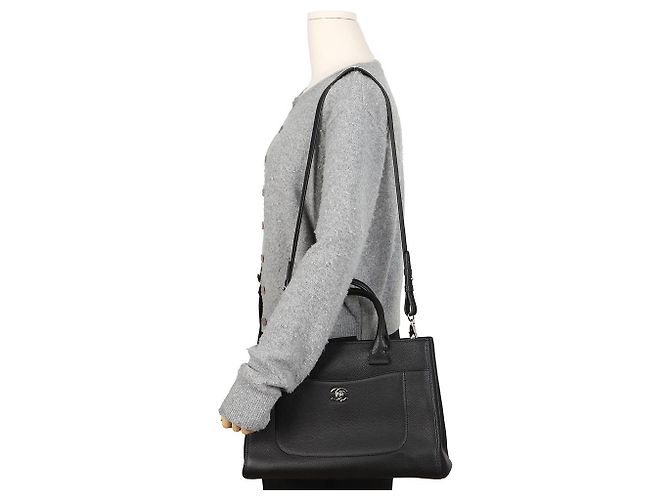Chanel Medium Executive Neo New Surf Tote Bag Black Silver - Ansicht 14