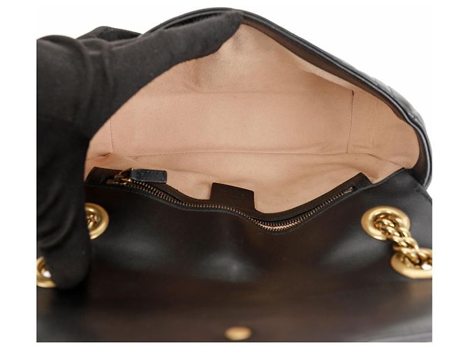 Gucci Borsa a tracolla GG Marmont Matelassé con catena di perle - vista 8