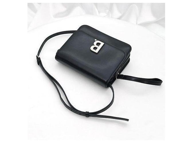 Balenciaga Picca borsa a tracolla in pelle di vitello nera con logo argento - vista 5