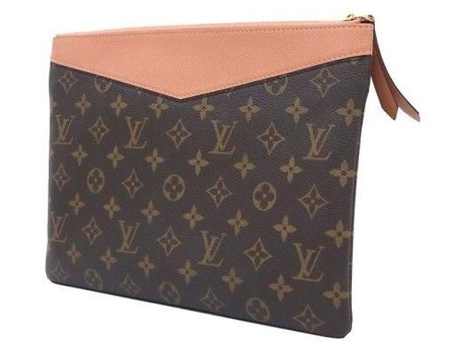Louis Vuitton Pouch Clutch Daily Monogram Canvas Rose Powder - vista 3