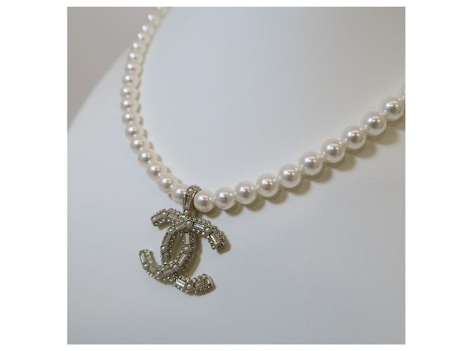 Chanel Collana Choker in Perle e Cristalli Gold Ivory - vista 4
