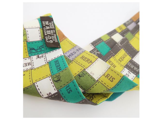 Hermès Twilly in seta verde multi logo - vista 4