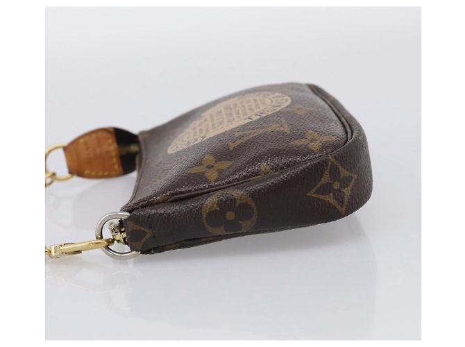 Louis Vuitton Pochette Accessoires Limited Edition Monogram Canvas Mini - vista 3