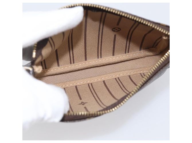 Louis Vuitton Pochette Accessoires Limited Edition Monogram Canvas Mini - vista 5