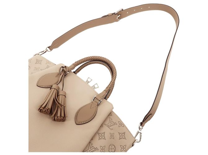 Louis Vuitton Haumea in pelle Mahina - vista 6