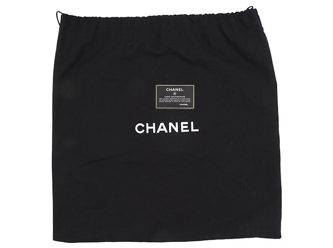 Borsa a tracolla con catena Chanel in pelle d'agnello nera - vista 15