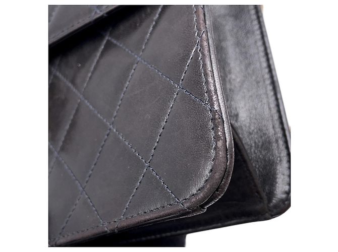 Borsa a tracolla con catena Chanel in pelle d'agnello nera - vista 7