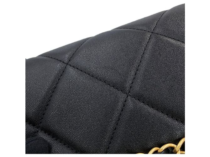 Borsa a tracolla con catena Chanel in pelle d'agnello nera - vista 5