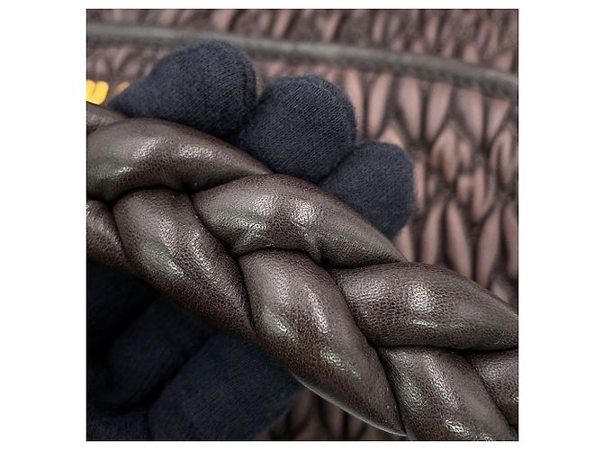 Borsa hobo in pelle Matelassé Miu Miu - vista 10