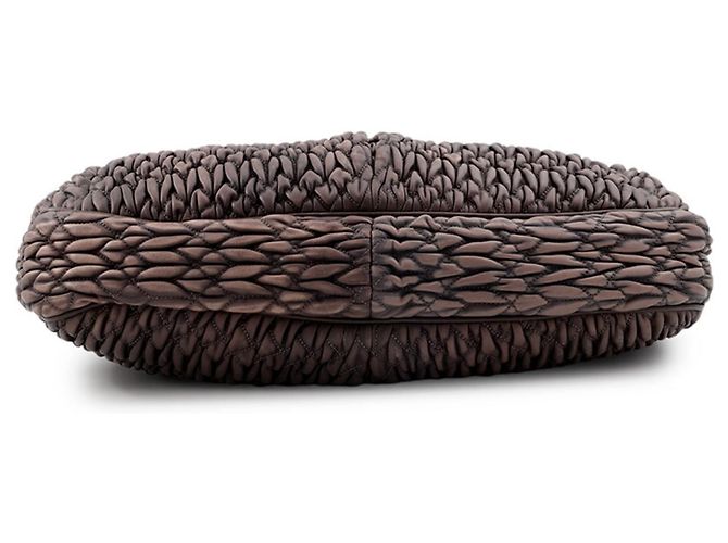 Borsa hobo in pelle Matelassé Miu Miu - vista 3