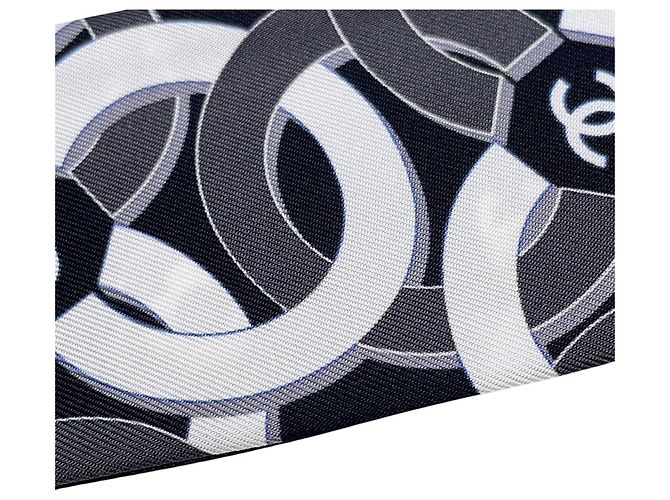 Foulard bandeau in seta Chanel bianco e nero camelia - vista 5