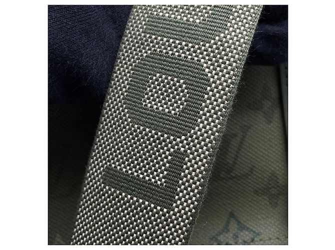 Louis Vuitton Monogram Surplus Keepall Bandoulière 25 - vista 11