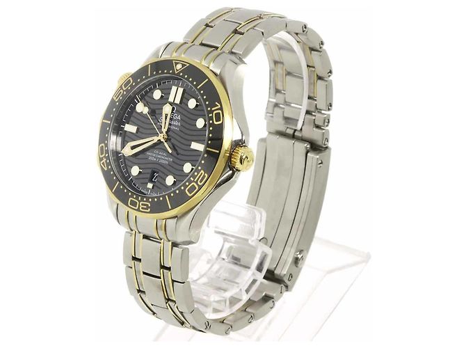 Orologio da polso da uomo Omega Seamaster Diver 300 Co-Axial - vista 3