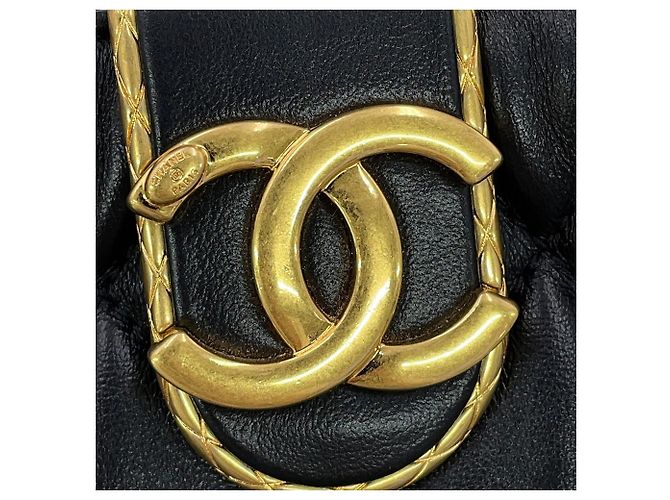 Borsa a tracolla con catena Chanel in lambskin nero - vista 12
