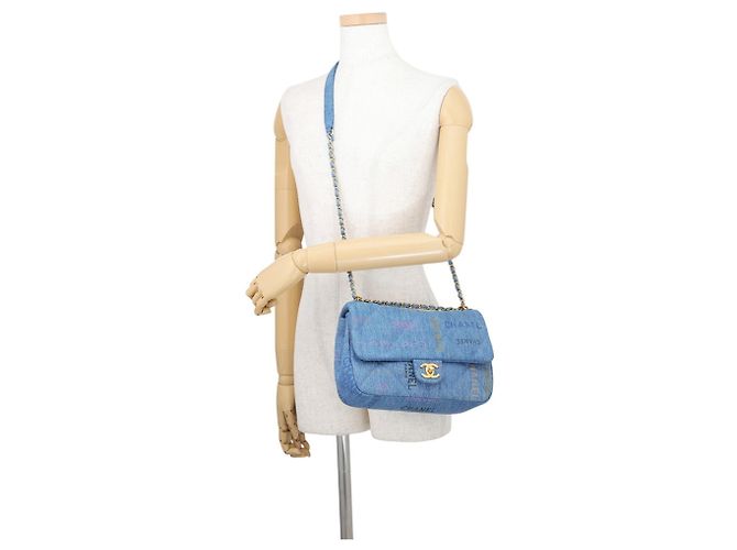 Borsa a spalla Chanel Matelassé Flap Small in denim - vista 5