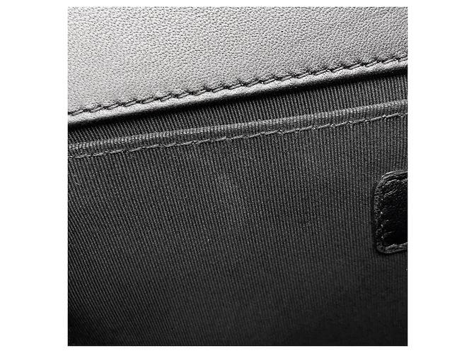 Chanel Boy Medium Chain Schultertasche - Ansicht 16