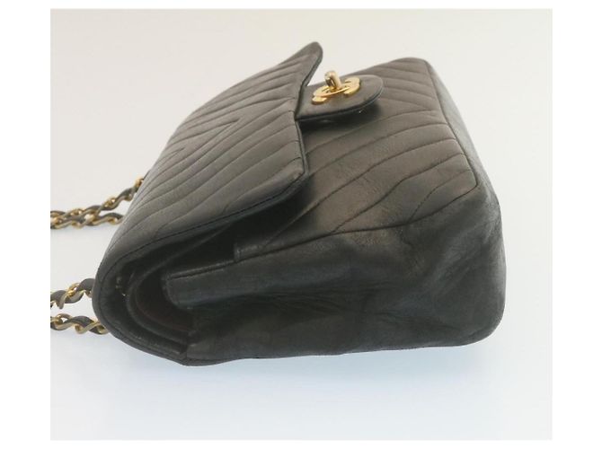 Chanel Vintage Classic Double Flap Chevron Lambskin Medium - vista 3
