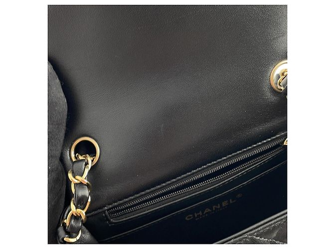 Borsa a tracolla con catena Chanel Nera - vista 9
