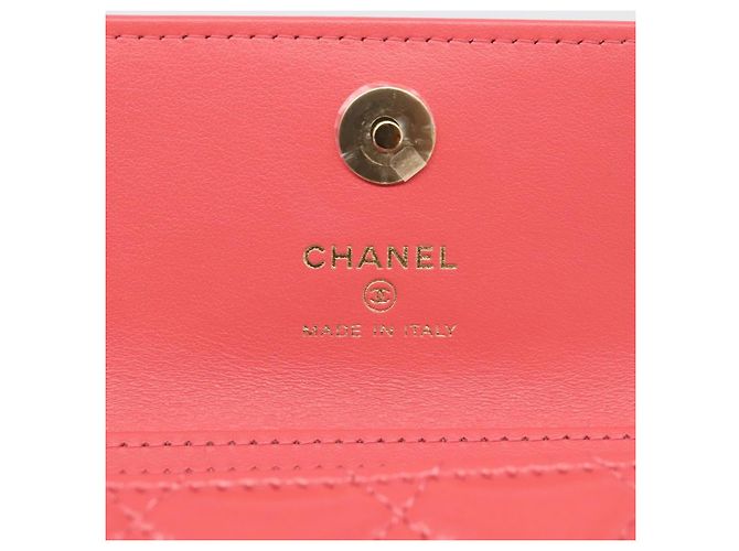 Chanel Wallet on Chain aus gestepptem Lammleder mit texturiertem CC - Ansicht 6