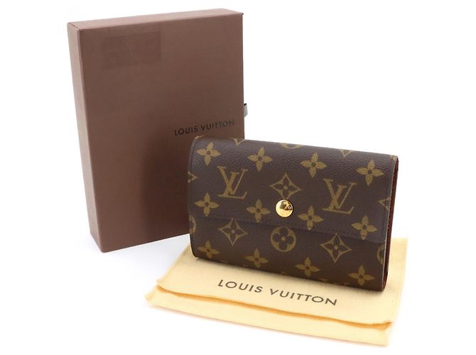 Louis Vuitton Monogram Portefeuille Alexandra Tri-fold Wallet - vista 2