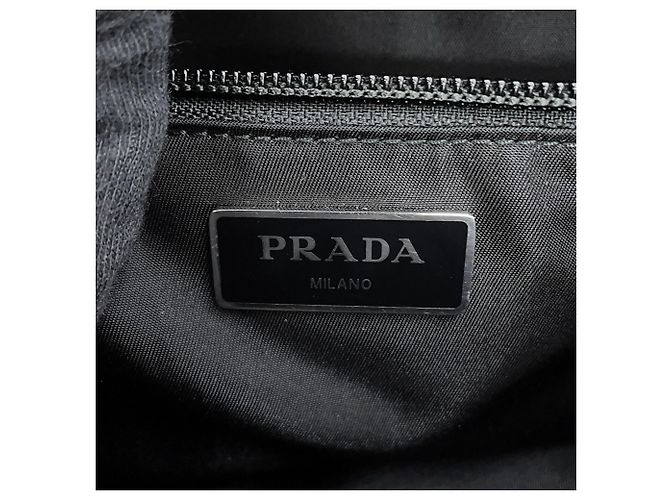 Borsa a tracolla Prada in nylon nero con triangolo - vista 13