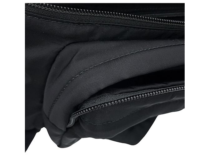 Borsa a tracolla Prada in nylon nero con triangolo - vista 7