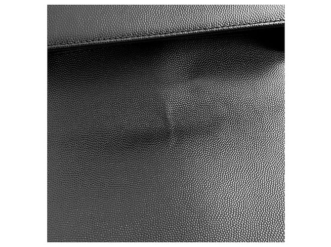 Borsa a tracolla Chanel Black Matelassé con catena - vista 10
