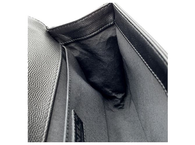 Borsa a tracolla Chanel Black Matelassé con catena - vista 11
