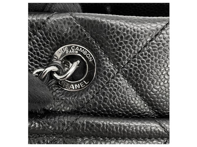 Borsa Tote con catena Chanel Matelassé - vista 11