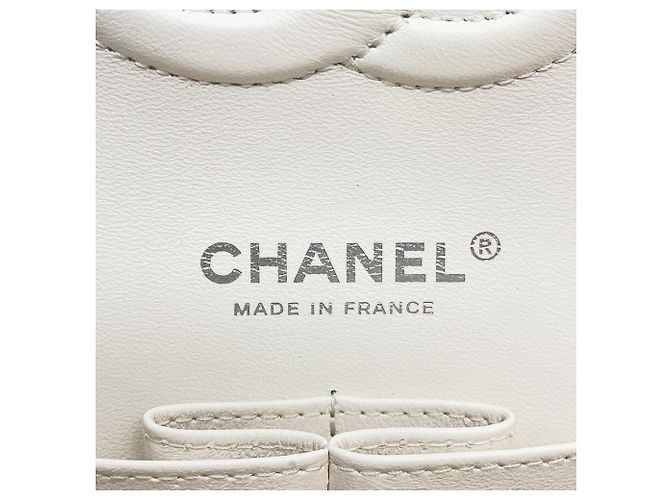 Borsa a tracolla con catena Chanel in White - vista 13