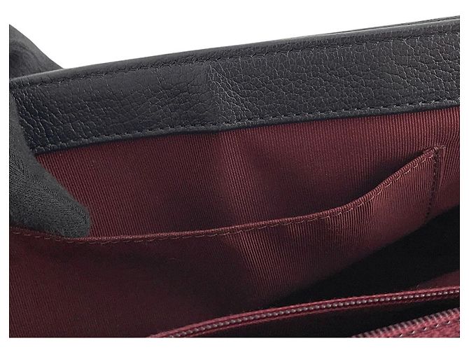 Borsa a tracolla Chanel Matelassé Black Chain - vista 11