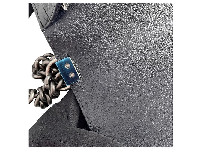 Borsa a tracolla Chanel Matelassé Black Chain - vista 12