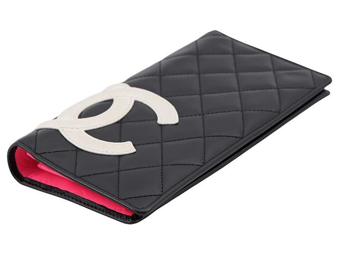 Cartera larga Chanel Matelassé - vista 2
